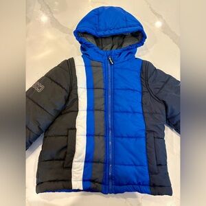 London Fog Blue and Gray Hooded Puffer Jacket Kids M (size 5/6)